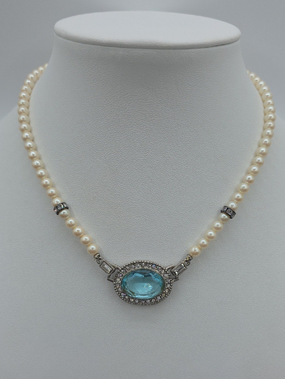 1928 Cream Pearl Necklace with Blue Center Gem